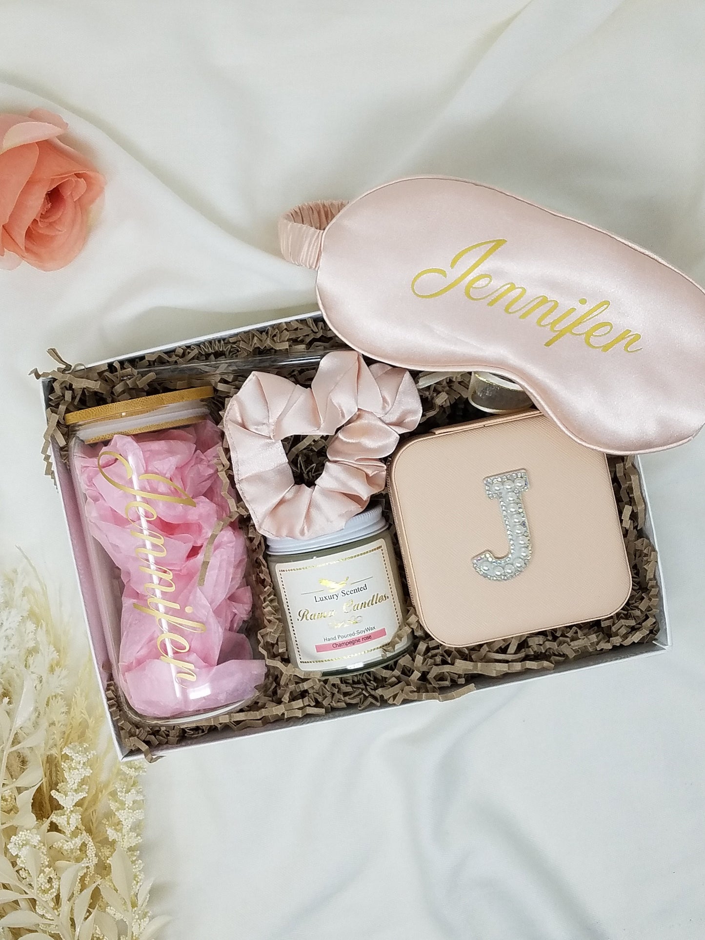 Customized Engagement Gift with Custom Tumbler Bride To Be Gift Future Mrs Gift Unique Wedding Gift Bridal Shower Gift Bridesmaid Proposal