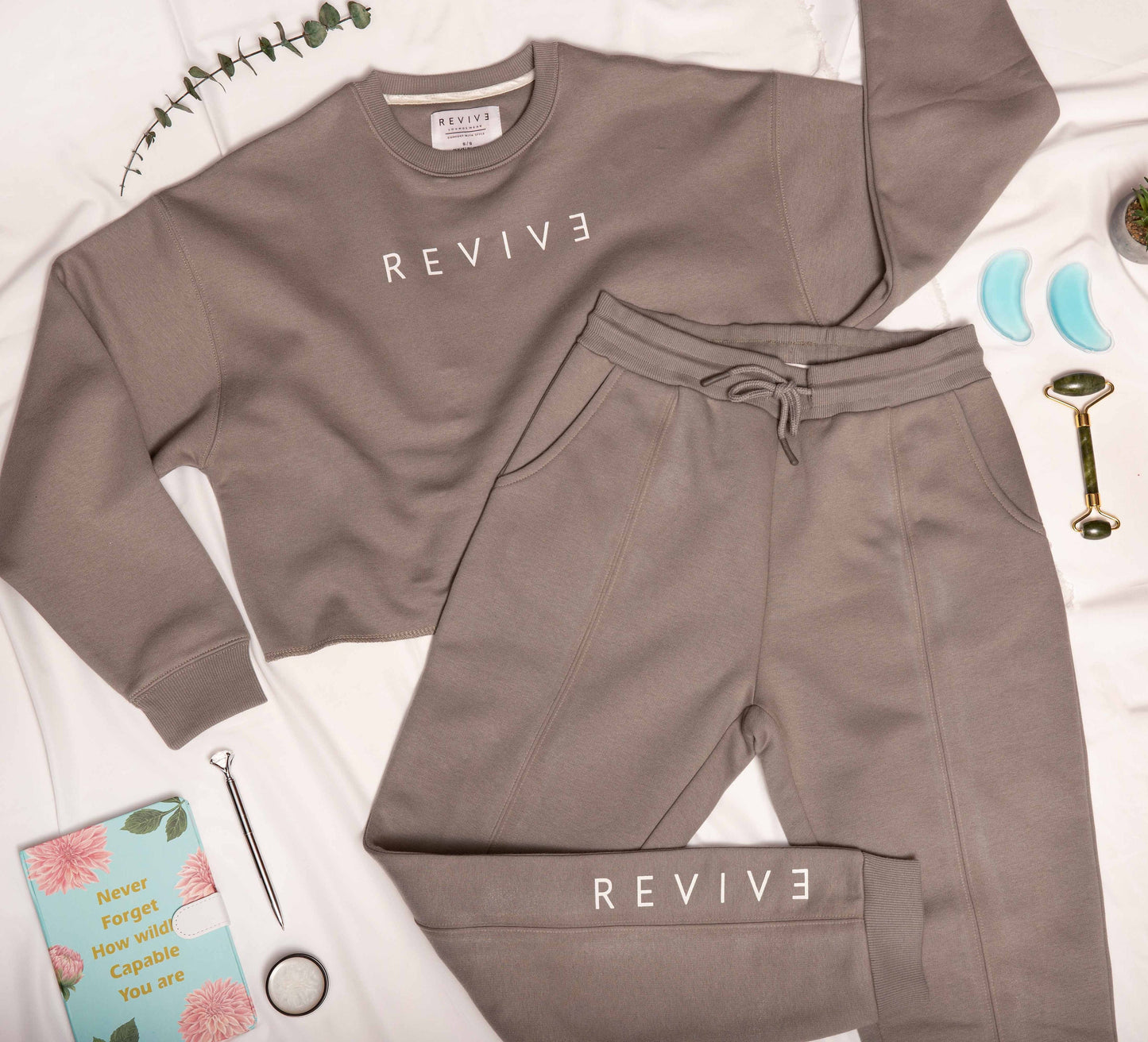 Women Tracksuit Crop Sweatshirt Jogger Sweatpants Set Two Piece Matching Sweatsuit Women Loungewear Revive Personalizable Travel Lounge Set