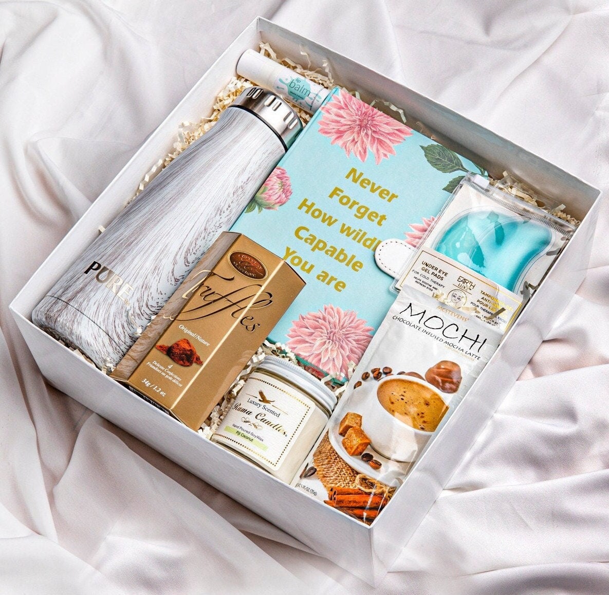 Boss Appreciation Gift Box with Water Bottle Boss Lady Gift Set Best Boss Thank You Manager Present Manager Gift Basket Travel Care Package