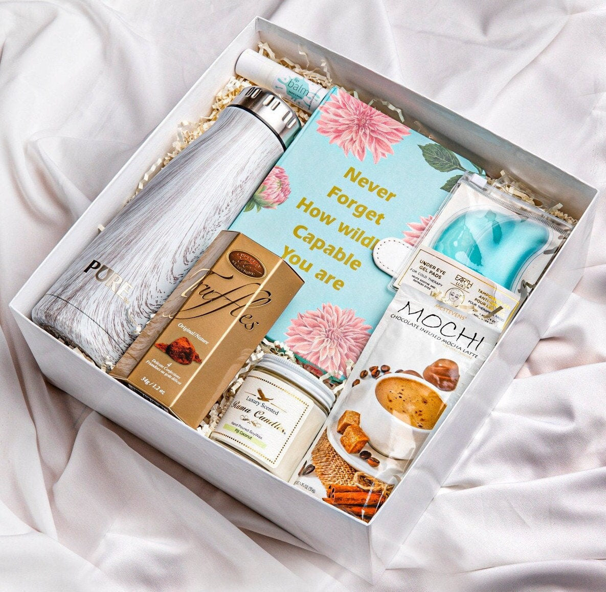 Boss Lady Gift Box with Water Bottle Set Boss Lady Package Travel Care Set Office Retreat Kit Thank You Set Leadership Gift Boss Travel Gift