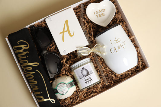 Bridesmaid Proposal Gift Box Personalized box Engagement Bridal Shower Wedding Party Gifts Maid of Honor Gift Set Customizable Bridal Party