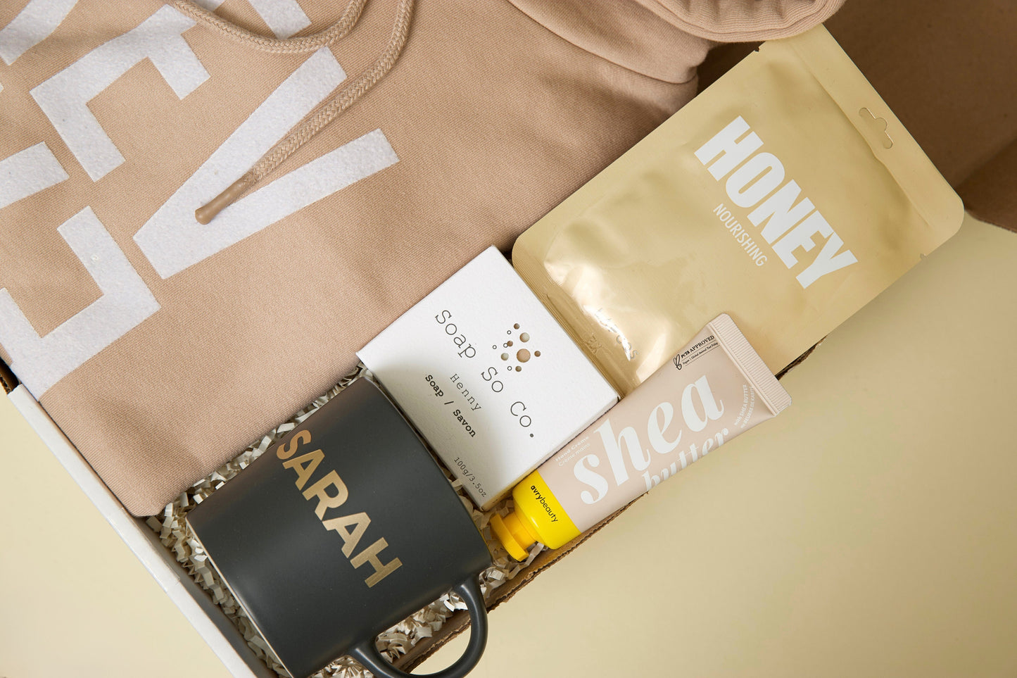 Jogging Set Women Care Package Her Sweatshirt Sweatpant Set Women Sweatsuit Bestie Hygge Gift Box Birthday Gift Her Personalized Mug Gift