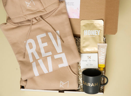 Jogging Set Women Care Package Her Sweatshirt Sweatpant Set Women Sweatsuit Bestie Hygge Gift Box Birthday Gift Her Personalized Mug Gift