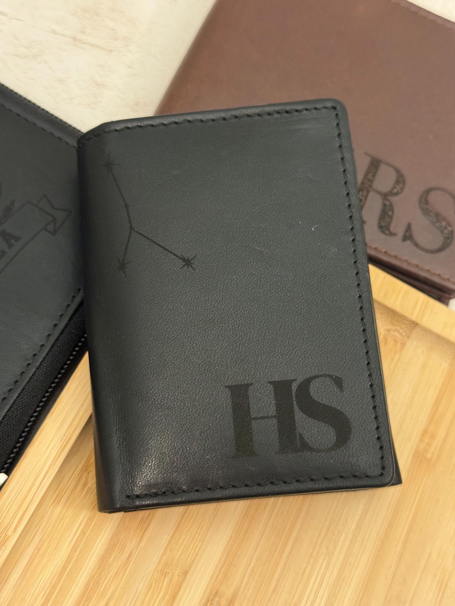 Personalized Leather Wallet for Men Birthday Present for Dad Custom Name Card Holder with Pocket for Cash Leather Case Engraved Message Gift