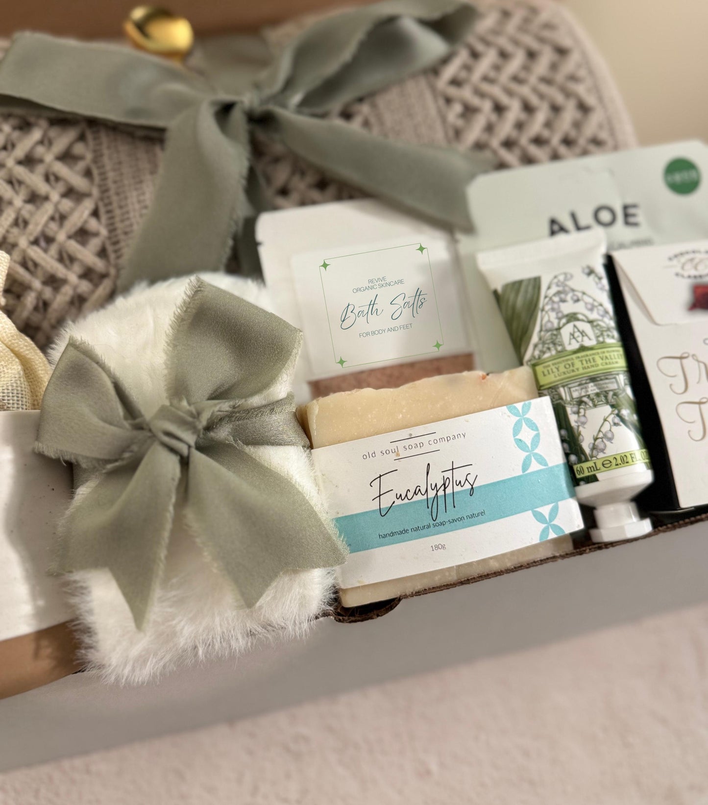 Sympathy Box with Blanket Comfort Bundle Personalized Bereavement Care Package Thinking Of You Gift Condolence Gift Box Tea Sympathy Basket